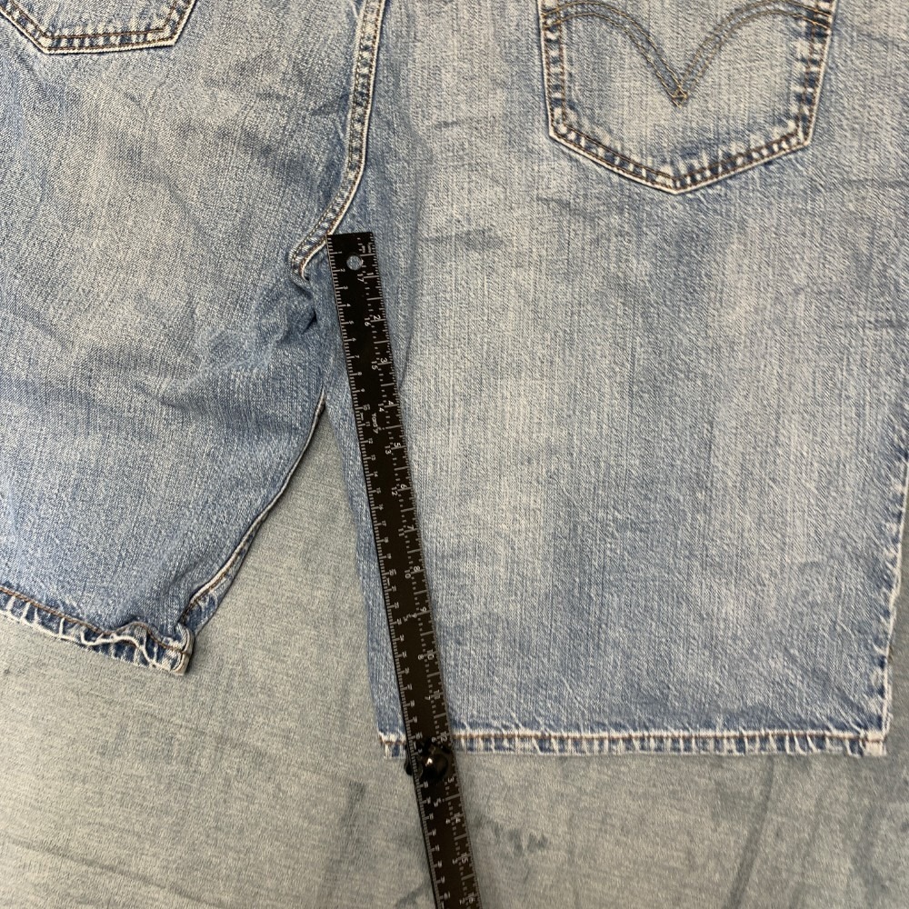 Levi's 569 Straight Denim Shorts Mens 38x12 Blue Cotton Loose Fit Medium Wash - Picture 10 of 16